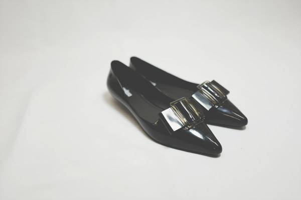 履き心地抜群！ 身体にも地球にも優しいフラットパンプス