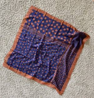 【GUスカーフ】40代におすすめ！ ワンアイテムで真夏のコーデをアップデート