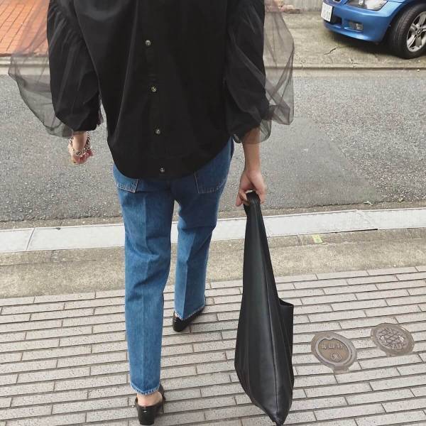 デニムは横顔とお尻が命！ 大人女性のためのおすすめアイテム６選