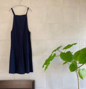 今買って秋まで着られるプチプラサロペット。大人っぽくコーデするポイントはコレ！