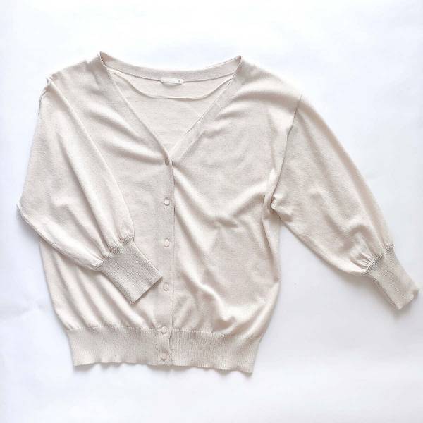 GUのパフスリーブカーディガン990円が高見え＆今から秋まで着られておすすめ