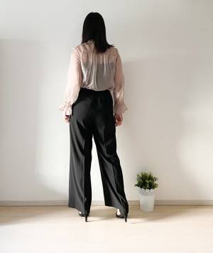 【UNIQLO】下半身がっちり女性の救世主！ 優秀パンツで脚長脚細に！