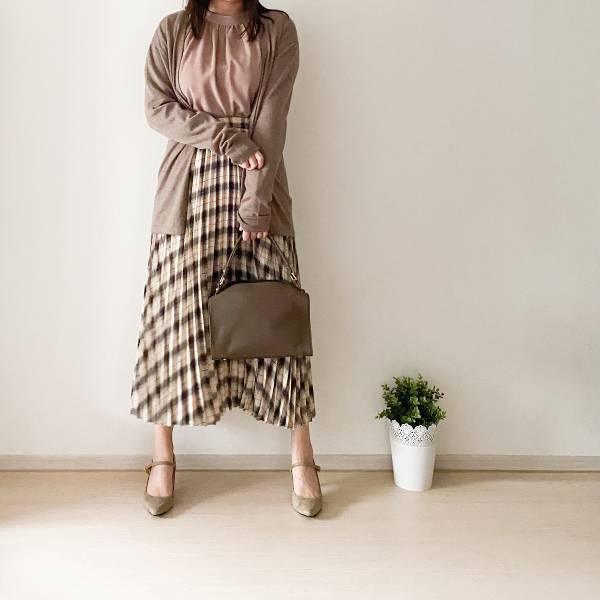 GUのメンズニットで抜け感たっぷりに着こなすのが気分。彼ともシェアできて◎