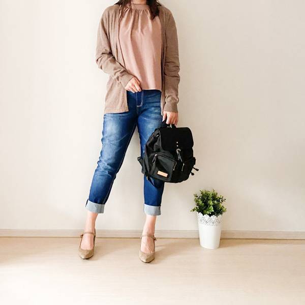 GUのメンズニットで抜け感たっぷりに着こなすのが気分。彼ともシェアできて◎