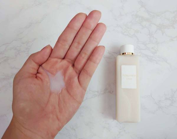 人気のスキンケアアイテムは本当に効果的？ 美容家が検証してみた結果……～化粧水編～