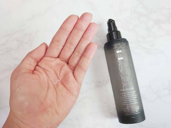 人気のスキンケアアイテムは本当に効果的？ 美容家が検証してみた結果……～化粧水編～