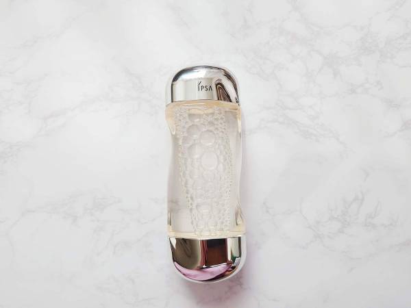 人気のスキンケアアイテムは本当に効果的？ 美容家が検証してみた結果……～化粧水編～