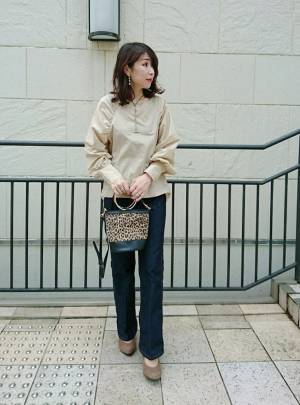 【UNIQLO U】フレアジーンズなら旬のシルエットと美脚が同時に手に入る！