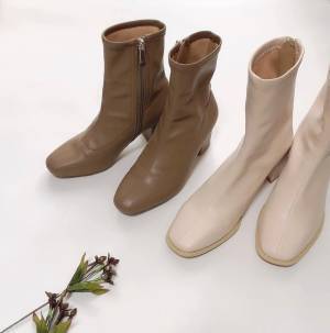 【GU】“ニューノーマル”時代におすすめしたい着心地抜群のスウェットライクニット