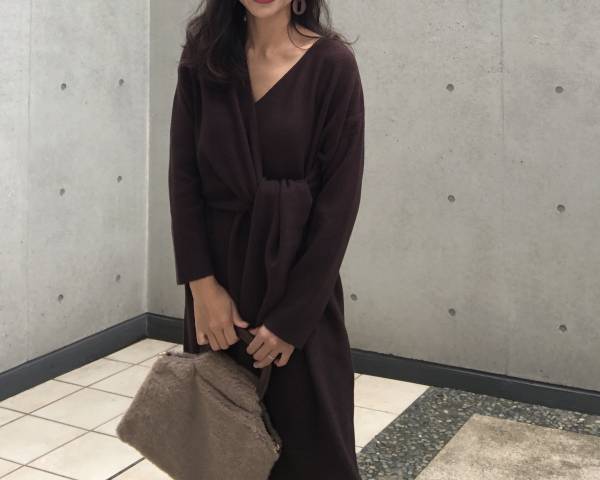 【GU】大人上品なニットワンピースが2990円！ オンにもオフにもぴったりな優秀アイテムです