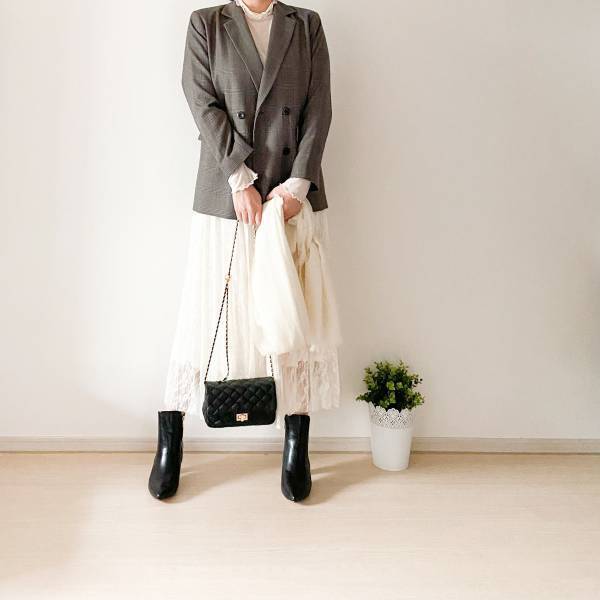 【GU】U1500でも安っぽく見えないレースプリーツロングスカートが万能！