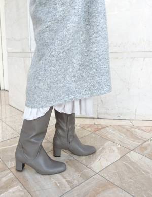 この冬、再ブレイクのロングブーツでいつものスタイルを格上げ！