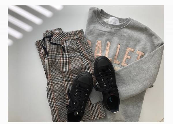 40代向けZARAコーデ！ チェック柄パンツでON・OFFおしゃれに