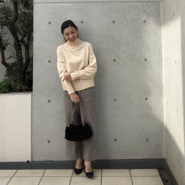 40代向けZARAコーデ！ チェック柄パンツでON・OFFおしゃれに