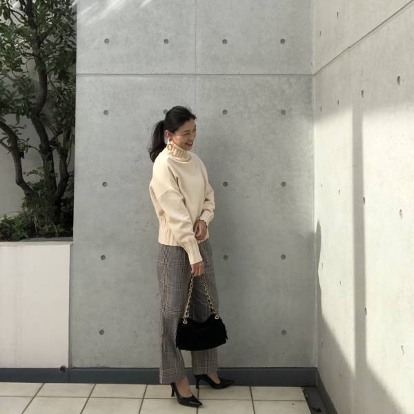 40代向けZARAコーデ！ チェック柄パンツでON・OFFおしゃれに