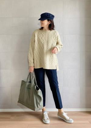 アラン編みニット１枚でサマになる！ 秋冬コーデの地味見えと飽きを回避！