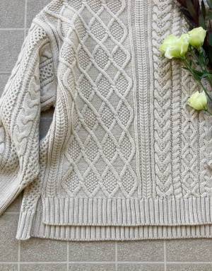 アラン編みニット１枚でサマになる！ 秋冬コーデの地味見えと飽きを回避！