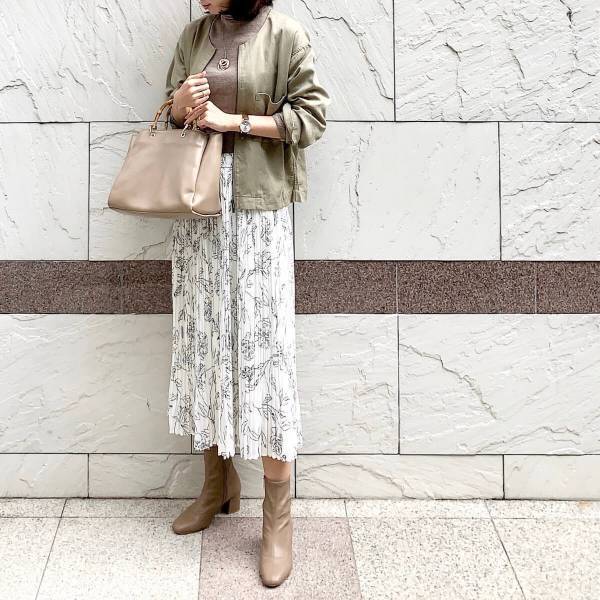 【UNIQLO 40代】リブタートルネックセーターを華やかに着こなす３つのコツ