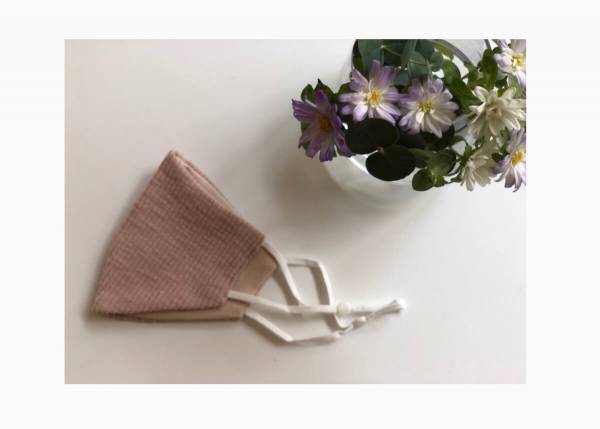 【GU】ファッションマスクはトップスに合わせた色味を選んでおしゃれ見え