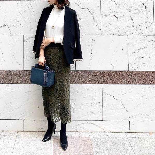 【ユニクロ】脱・ワンツーコーデ。ソフトニットパフスリーブTを使った冬の重ね着コーデ３選