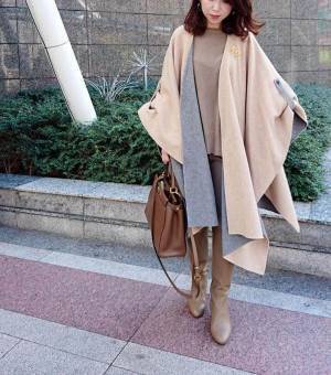 今、アウターを買い足すなら絶対ポンチョがおすすめ！１点投入で旬顔に!!