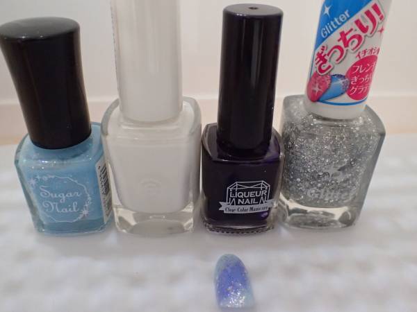 ギャラクシーネイルの簡単なやり方【マニキュアでセルフネイル】