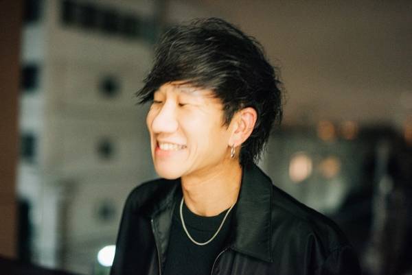 髪を切らなくてもきれいに。カリスマ美容師が見せる希望の言葉