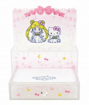 【サンリオ】待望の“美少女戦士セーラームーン”とのコラボが実現！ ８月18日よりグッズ新発売が決定