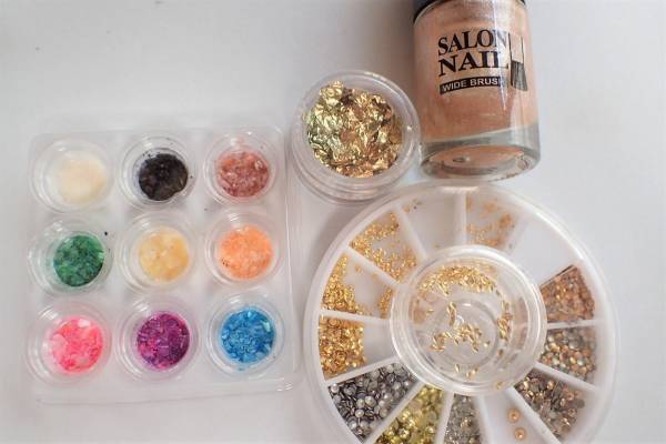 秋冬仕様。シェルネイルの簡単なやり方【マニキュアでセルフネイル】