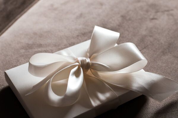 大切なあの人に手渡したい、贈り本。【TheBookNook #41】