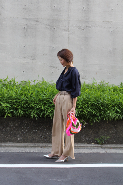 ビンテージスカーフを結ぶだけ。スカーフバッグの作り方【デキる女の決断クローゼット #21】