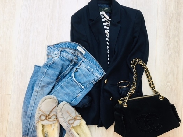 UGGモカシンシューズは少し高いけど超長持ち。１足あれば冬の幸せ度が上がります