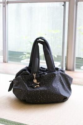 マストアイテムはコレだった！ママバッグ、中身を拝見！0～2歳編