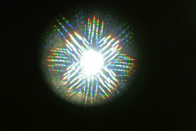 親子で簡単工作！20分で完成の「ホログラム万華鏡」