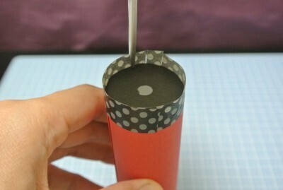 親子で簡単工作！20分で完成の「ホログラム万華鏡」