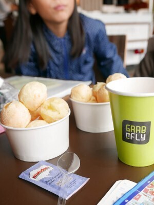 母と娘、女4人で地球の裏側へ！ブラジル旅日記[行きの飛行機編]