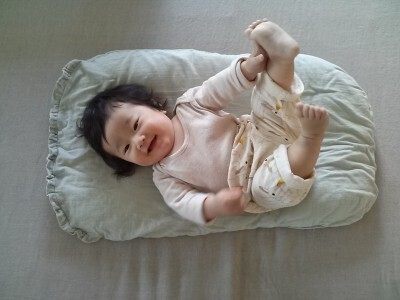 「トッポンチーノ」って何？ 寝かしつけに便利な最新ベビーグッズの作り方