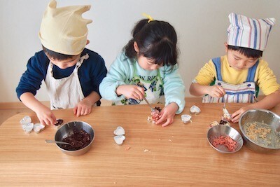 子どもと一緒に作れる、かんたん＆かわいいバレンタインチョコキット3選！