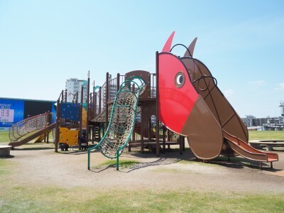 馬券を買わなくてもOK！川崎競馬場は子どもと無料で遊べる穴場スポット