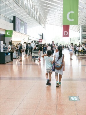 夏休みの大冒険、小3姉と年長妹の2人旅に痛恨のミス発生！