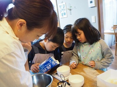 バレンタインに子どもと作る「ドーナツケーキポップ」飽きさせずに作るコツ