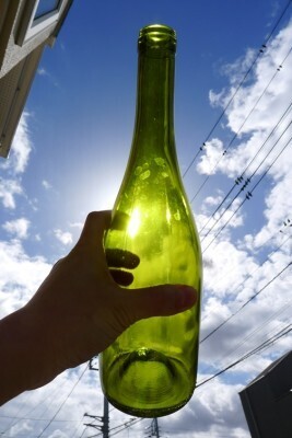 光と影で遊ぶ工作で、子どもの「なんで？」「どうして」を引きだそう