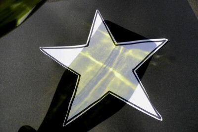 光と影で遊ぶ工作で、子どもの「なんで？」「どうして」を引きだそう