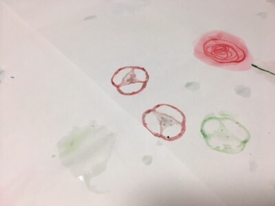 雨の日もこわくない！“魔法のチョーク”でおうち遊びが盛り上がる