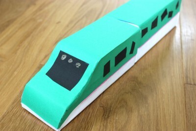 新幹線大好きな息子と、牛乳パックでリアルな連結モデルを作ってみた！