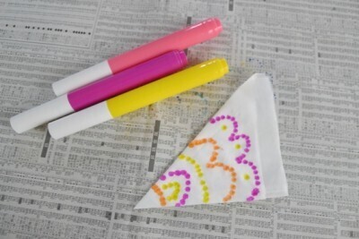 手軽にアート体験！ティッシュとカラーペンで花火を描こう！