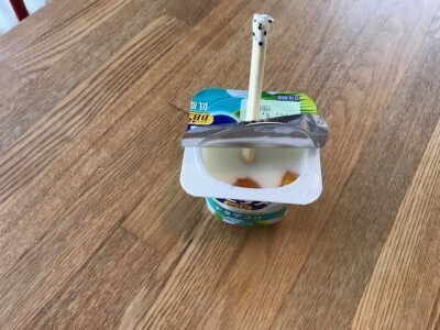 見栄えよし！4パックヨーグルトがヘルシーなアイスに変身