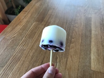 見栄えよし！4パックヨーグルトがヘルシーなアイスに変身