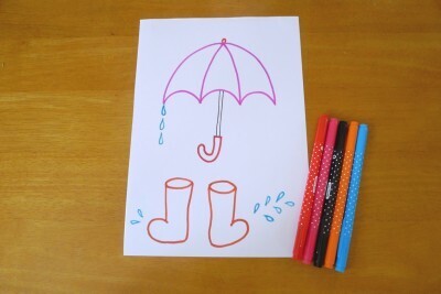 雨の日だからできる！水滴で遊ぶ「にじみ絵」