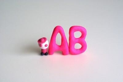 繊細すぎて理解が…!?なかなか近づけない「AB型っ子」の性格は？